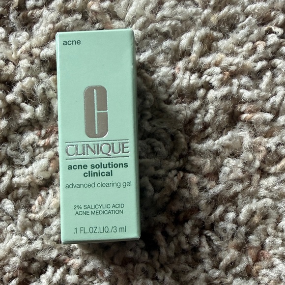 Clinique Makeup Collection - Purple, Green, Pink - Picture 16 of 16
